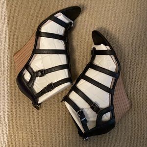 Jessica Simpson Shalon Strappy Mid-Wedge Sandal